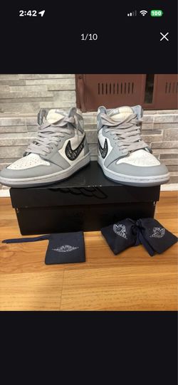 Air Jordan 1 Retro Dior High Tops 9/10. Size 9.5m