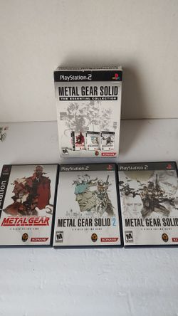 PLAYSTATION 2 METAL GEAR SOLID