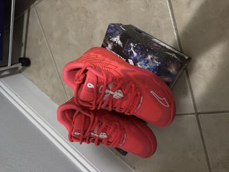 Puma lamelo ball breast cancer awareness basketball shoe