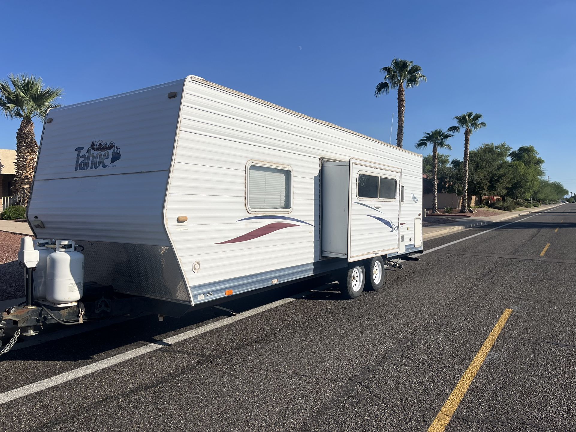 2004 Tahoe By Thor 24ft With Slide