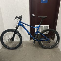 Giant Stance MTB