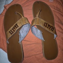 Leather Size 9  NEW  FROM Haiti  NEW 