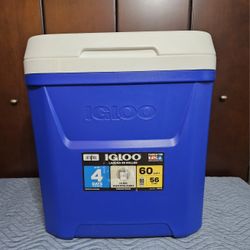 Like New IGLOO Laguna 60 Quart Roller Hard Cooler. Excellent Condition! 