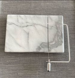 Crate& Barrel   - Marble Cheese Board With Slicer