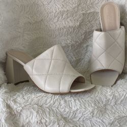 New- Genuine Leather NAPOLEONI Slip On Square Heel Sandals Size 7.5