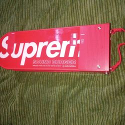 SUPREME SOUND BURGER