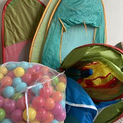Lot Of Kids Pop Up Tents And Tunnels And Balls For Ball Pit