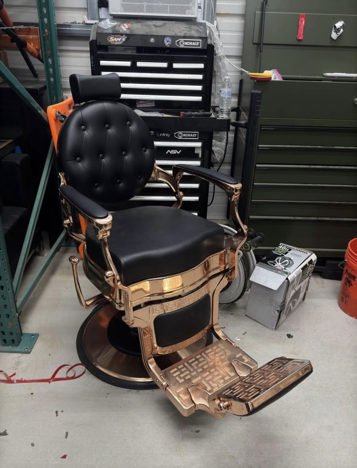 Toronto Rose Gold Barber Chair Keller