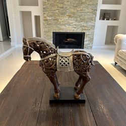 Wooden Horse Accent Decoration 
