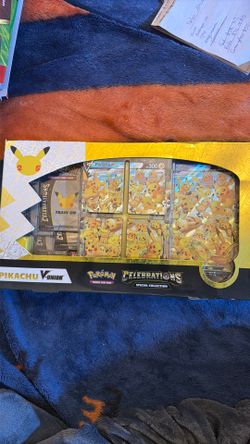 Pikachu v-unión celebrations special collection Pokemon box