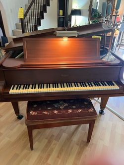Baldwin Baby Grand Piano w/ Bench