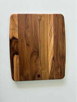Solid Wood Cutting Board / Charcuterie Serving Tray