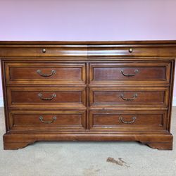 Beautiful dresser or console by Lexington 