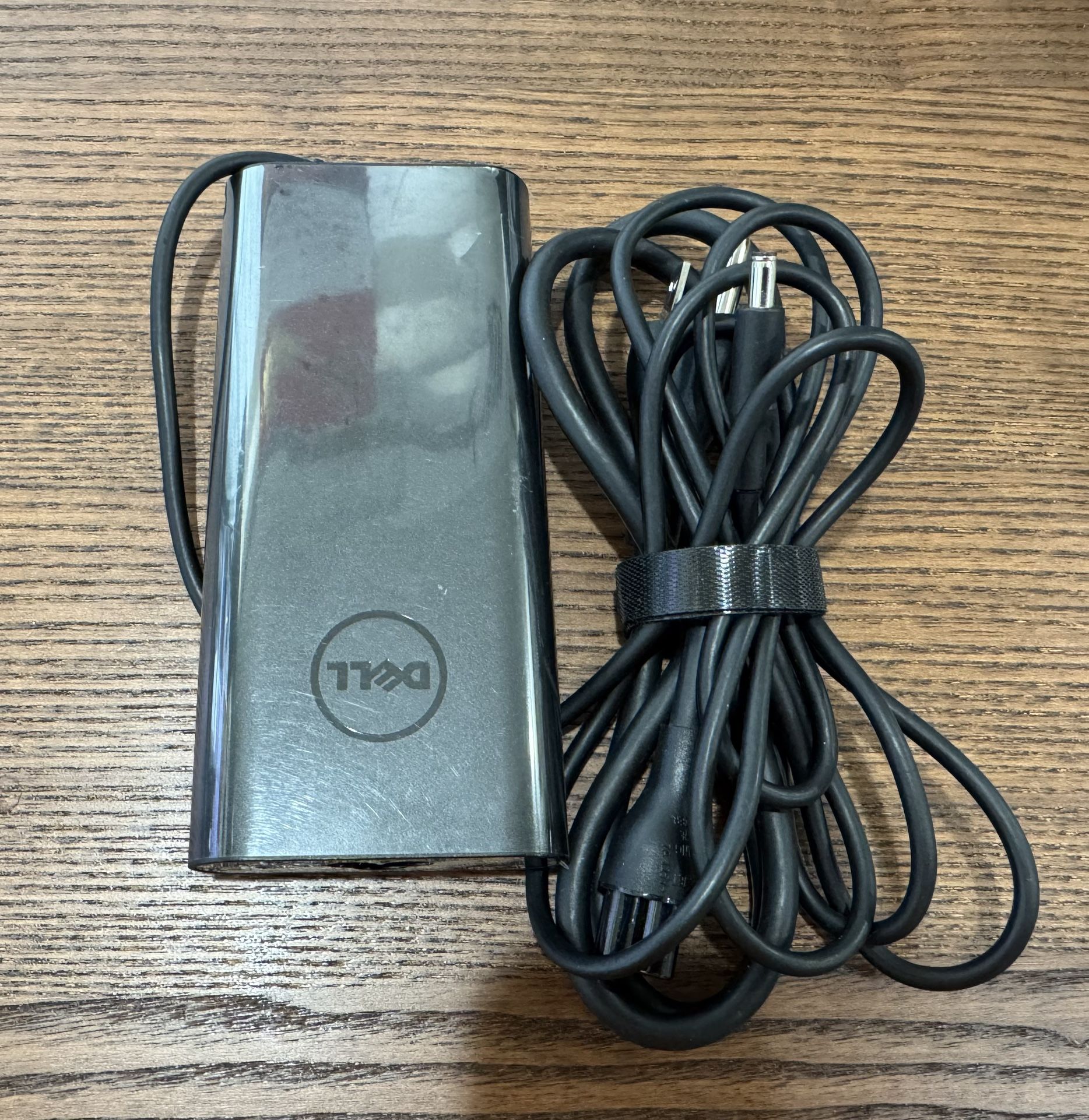 Dell 130W 4.5mm AC ADAPTER Price negotiable