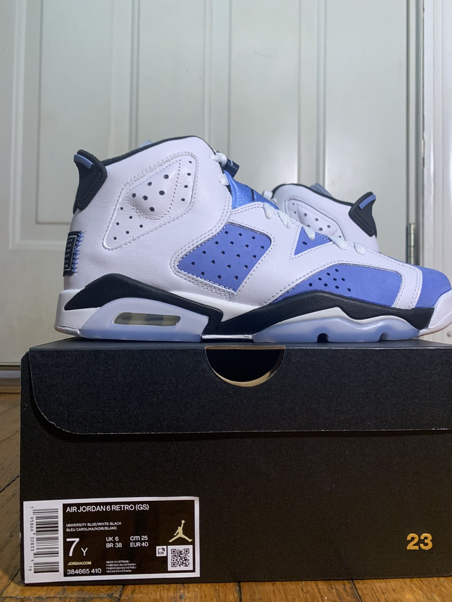 Air Jordan 6 UNC Size 7Y/8.5W for Sale in Lynbrook, NY - OfferUp