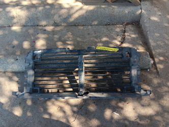 2022-26 Chevy Silverado Shutter