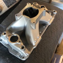 Sbc Small Block Chevy Intake Manifold Edelbrock Holley