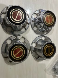 1(contact info removed) Ford F-150 Bronco center caps