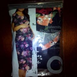 Brand New Women's Maternity Size Medium Floral Pattern Spring Dress