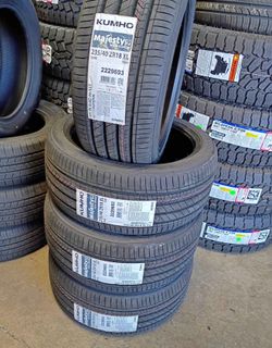 235/40R18 Kumho New Tires Llantas Nuevas installed and balanced