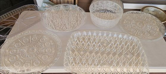 6 piece plastic party trays