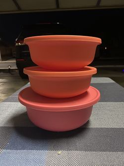 Tupperware 6 pieces