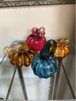 Set of 4 colorful glass pumpkin