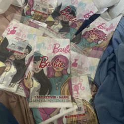 10 Barbie Table Cloths