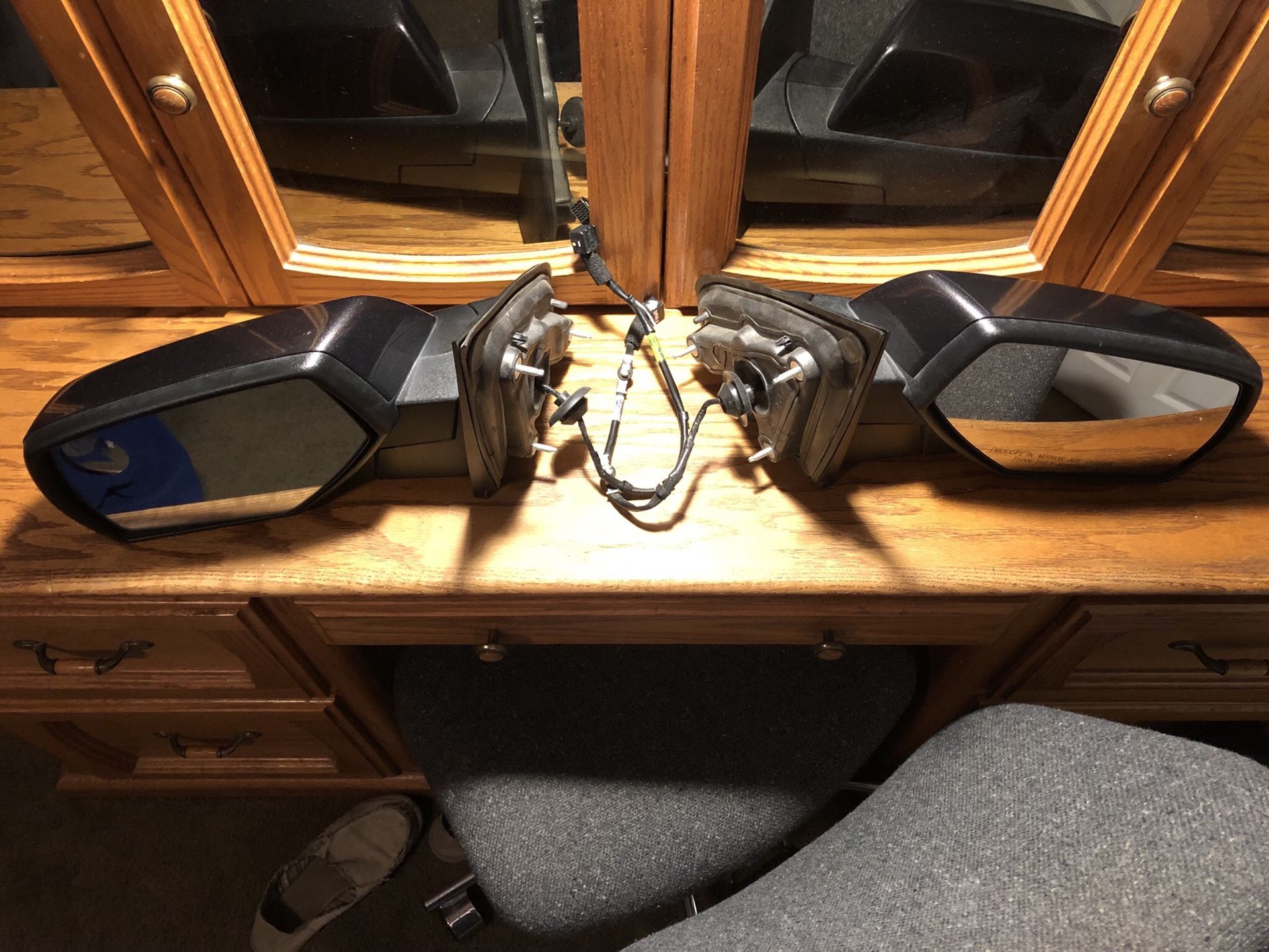 2016 GMC Sierra OEM mirrors left and right side
