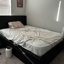 Bed And Mattress 