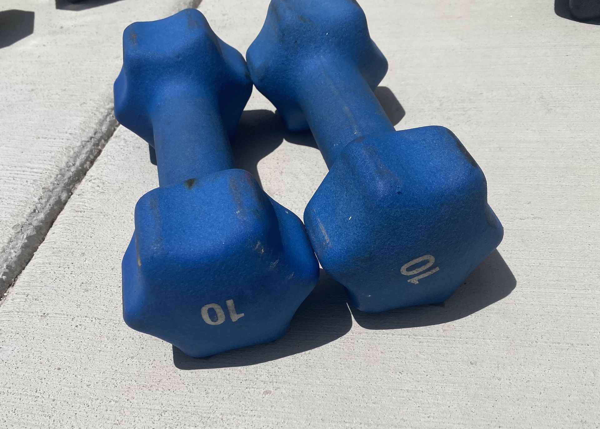 Set Of 10lb Dumbbells Weights