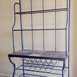 Ashley Furniture Antigo D233-76 Bakers Rack 