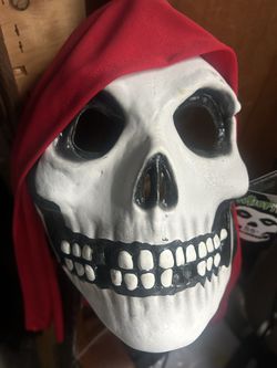 Misfits Crimson Ghost Halloween Mask