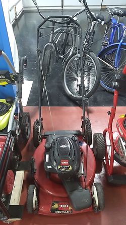 LAWN MOWER (LIKE NEW )