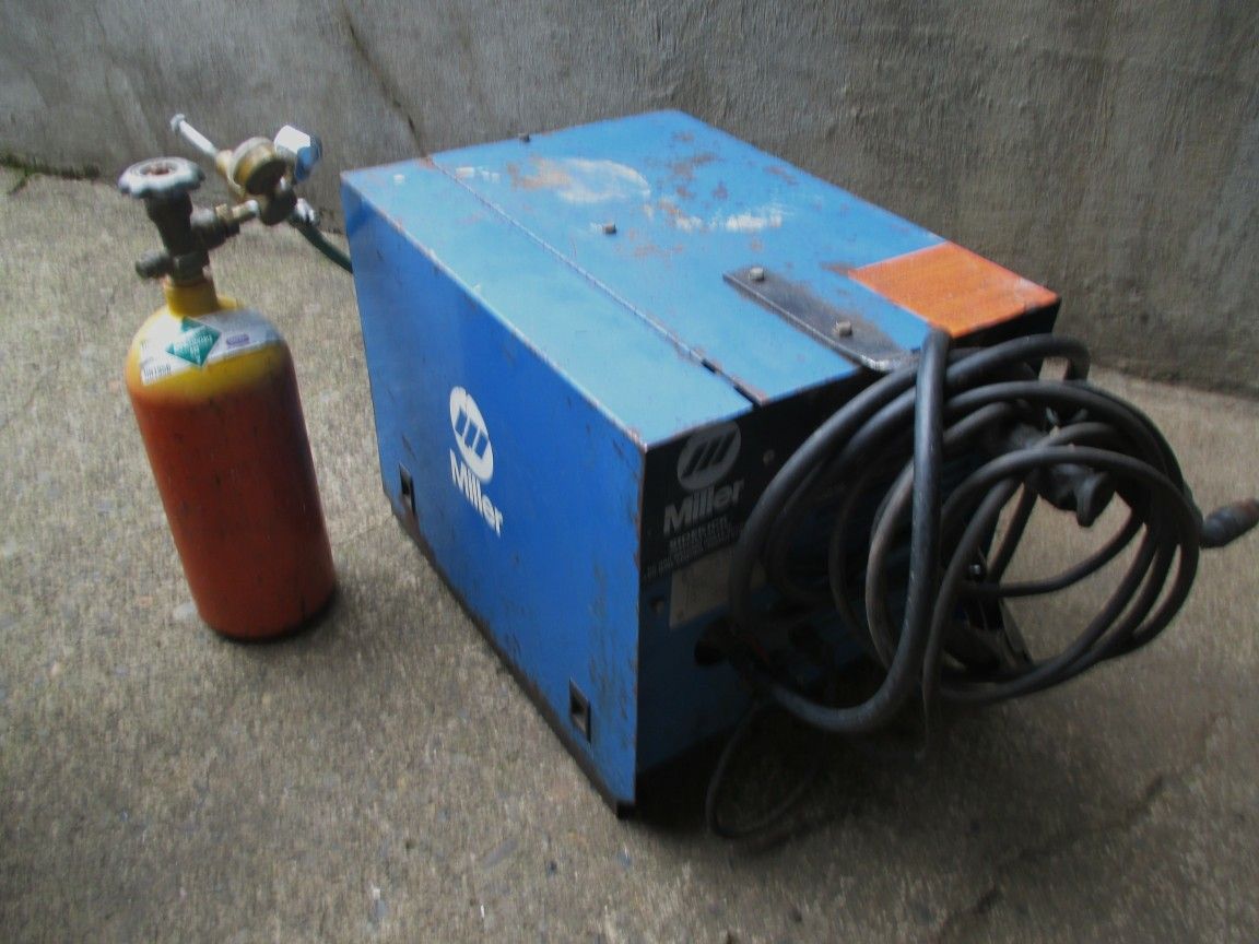 Miller Sidekick Mig Welder with argon/co2 bottle 115v