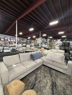 Fabric Sectional In Light Grey