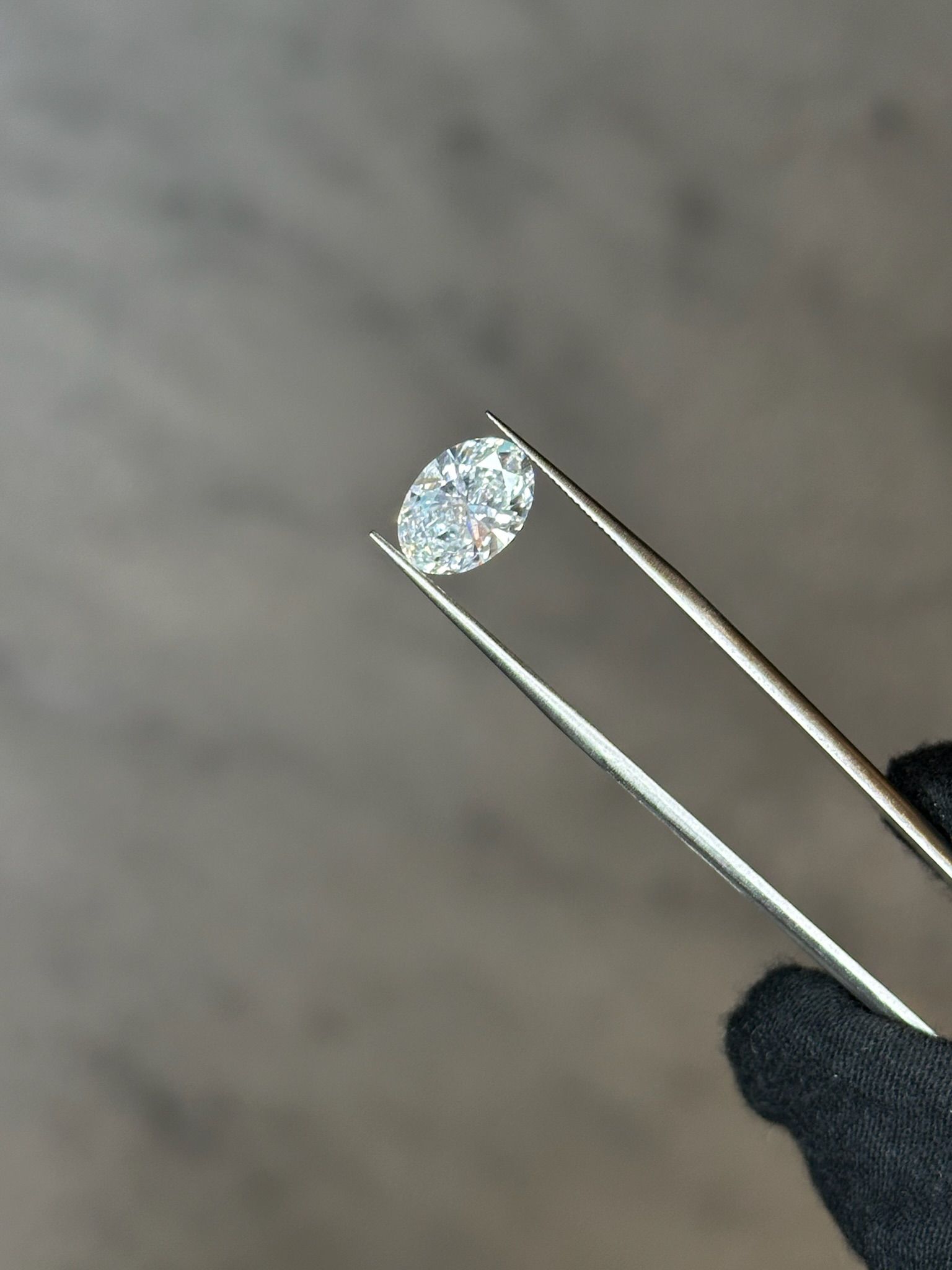 3.00CT Oval Lab Diamond – D/VVS2, IGI Certified