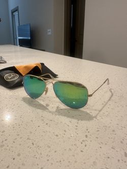 Ray Ban Classic Aviator