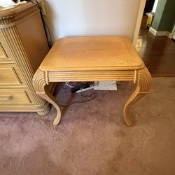 End table