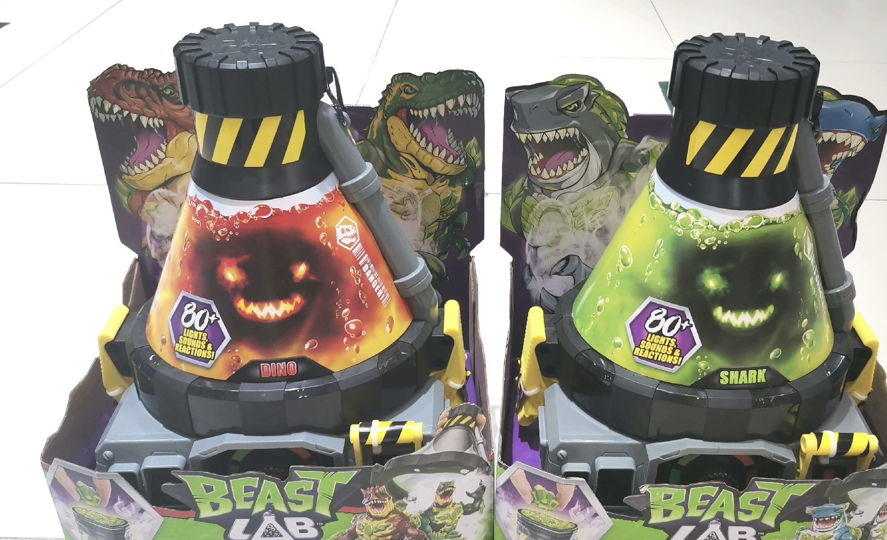 Beast Lab Bottle - Dinosaur/Shark, Ruihuaxing Products, Save the Beast Blind Box Create Shark Dinosaur Children Boy Blind Box Toy