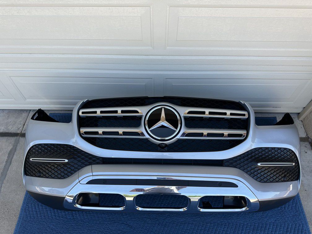 Mercedes GLS OEM Bumper 