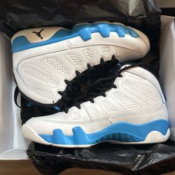 Jordan 9 Retro (8.5)