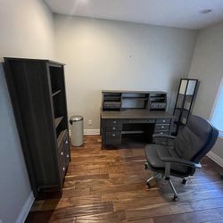 3 pc Office Set. Computer desk And Chair