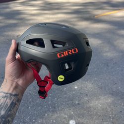 Giro Scamp MIPS