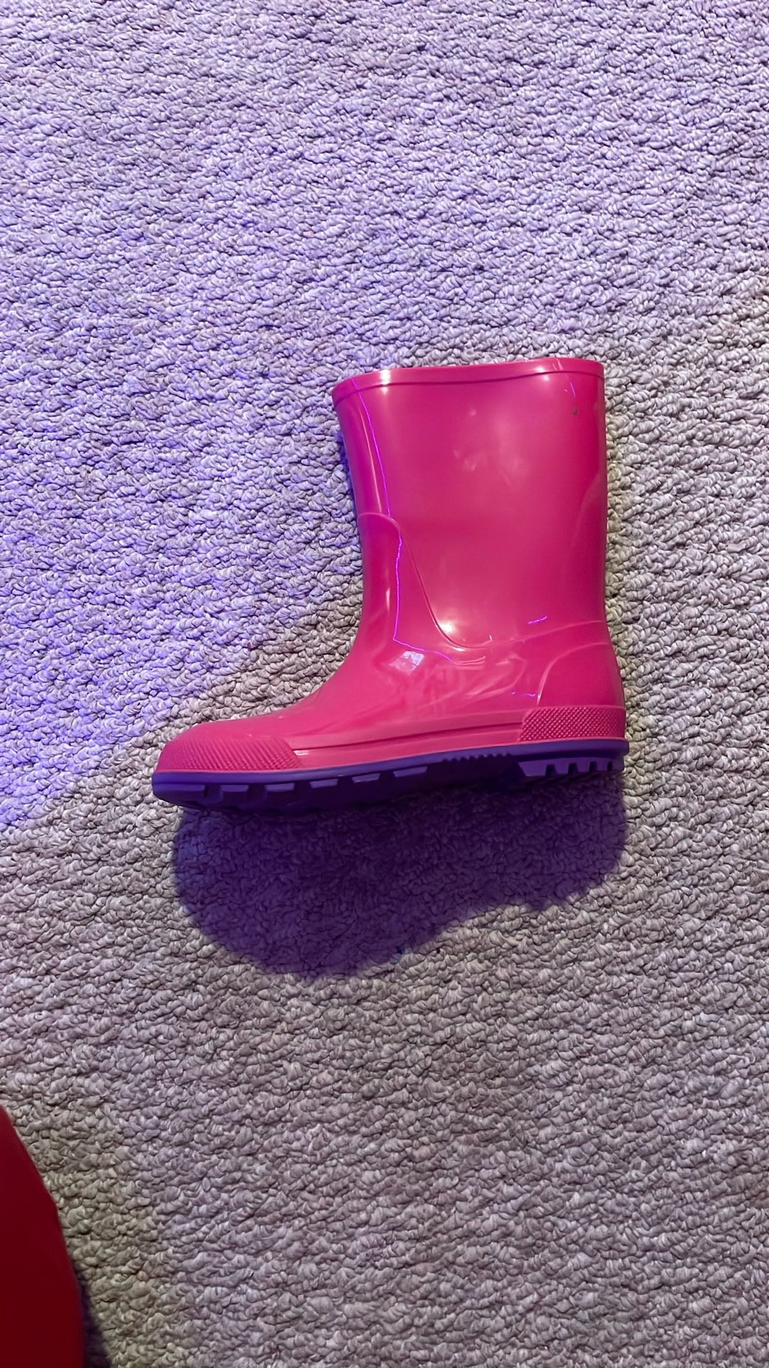 girls pink rain boots. size 1