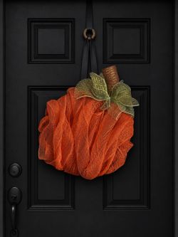 Holiday Wreath with storage container