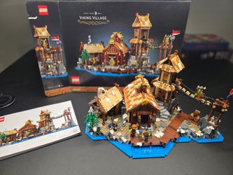 Lego Ideas #051 Viking Village - Used w/box