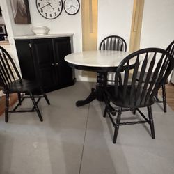 Fully Refurbished Dinette