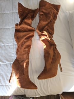 Boots Size 40  