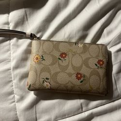 coach wristlet wallet